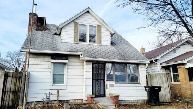 Building Photo - 1819 S Taylor St