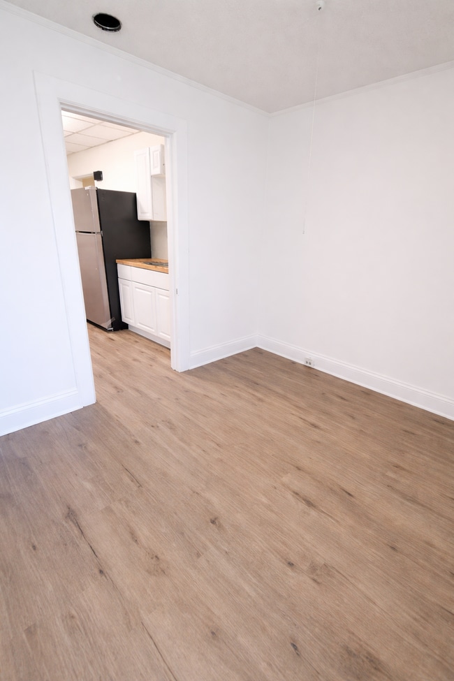 Photo - 20 Marvin Ave Unit 2