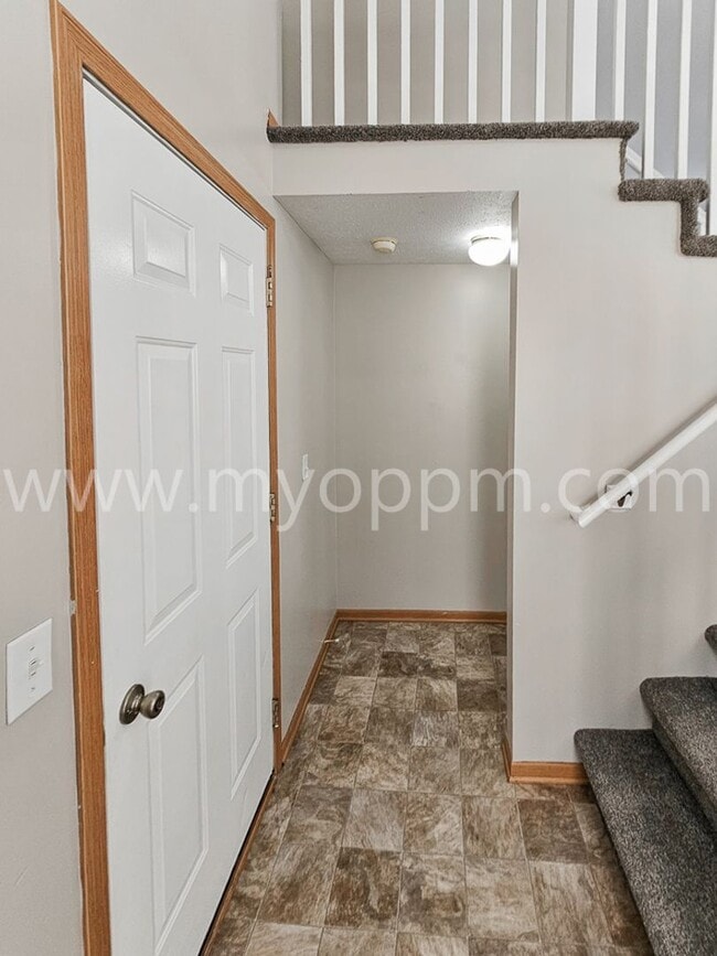 Photo - Gorgeous 3 Bedroom / 2 Bathroom Home | Chalco
