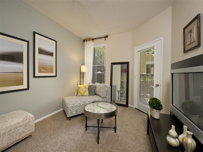 Rosewalk Apartment Homes