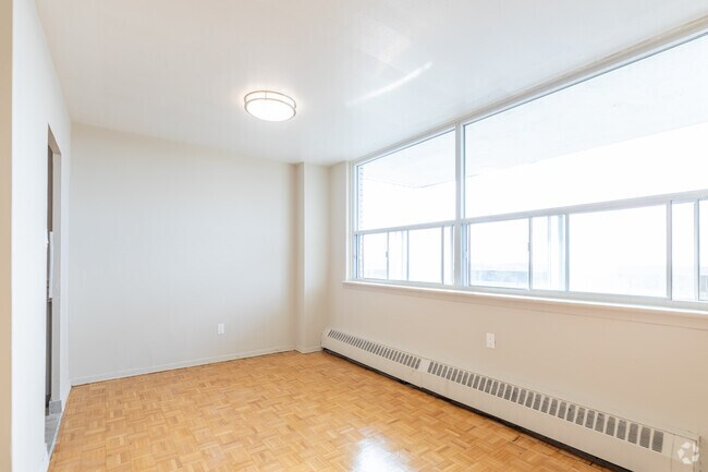 1BR, 1BA - 645SF - 30 Gilder Dr