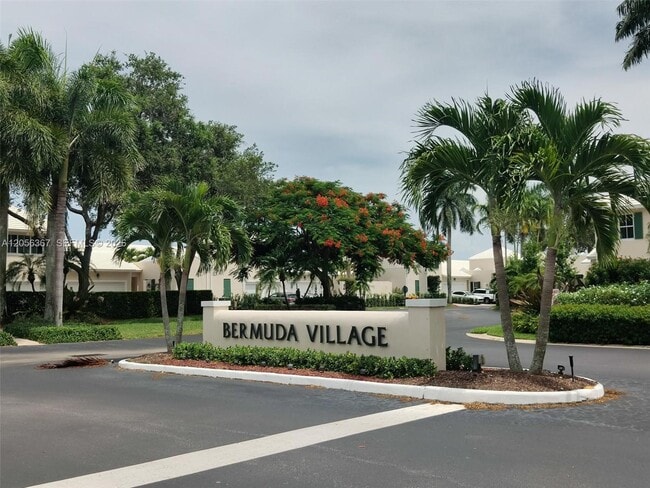 Building Photo - 17276 Bermuda Village Dr
