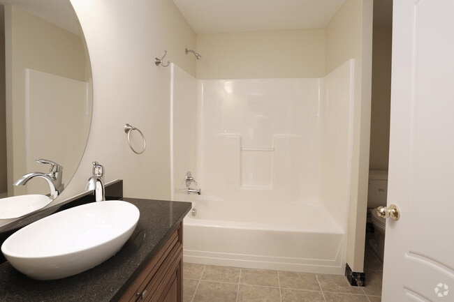 2BR (Small) - Bathroom