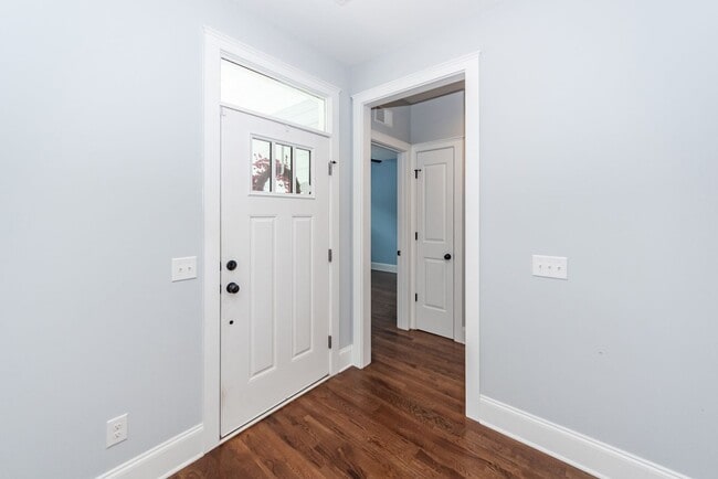 Photo - 4532 Orr St