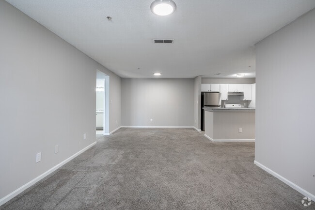 2BR, 2BA - 1,175SF - Living Room