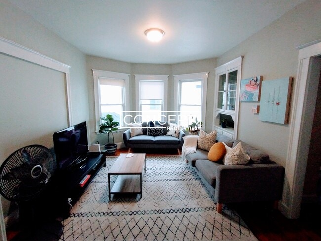 Photo - 24 Curtis Ave Unidad 2