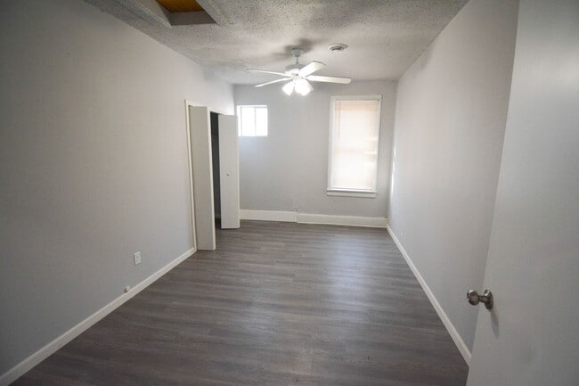 Photo - 1516/1520 E Hawthorne Ave Unit #2