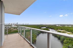 Building Photo - 16385 Biscayne Blvd Rental