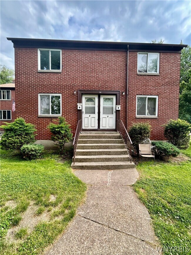 Photo - 34 Latona Ct