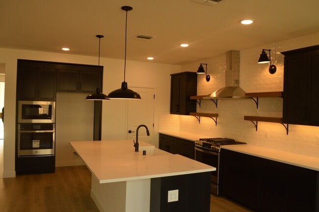 Photo - 477 Gold Coast Rd