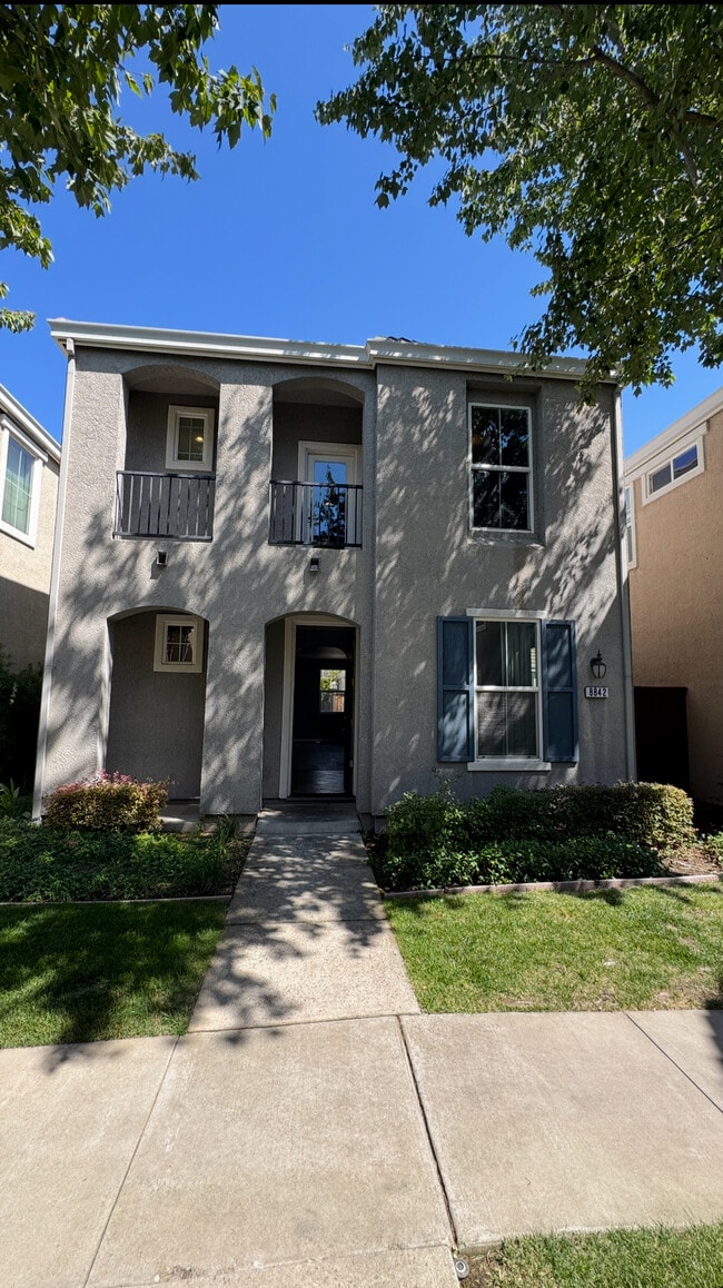 Building Photo - 8842 Adur Rd Rental