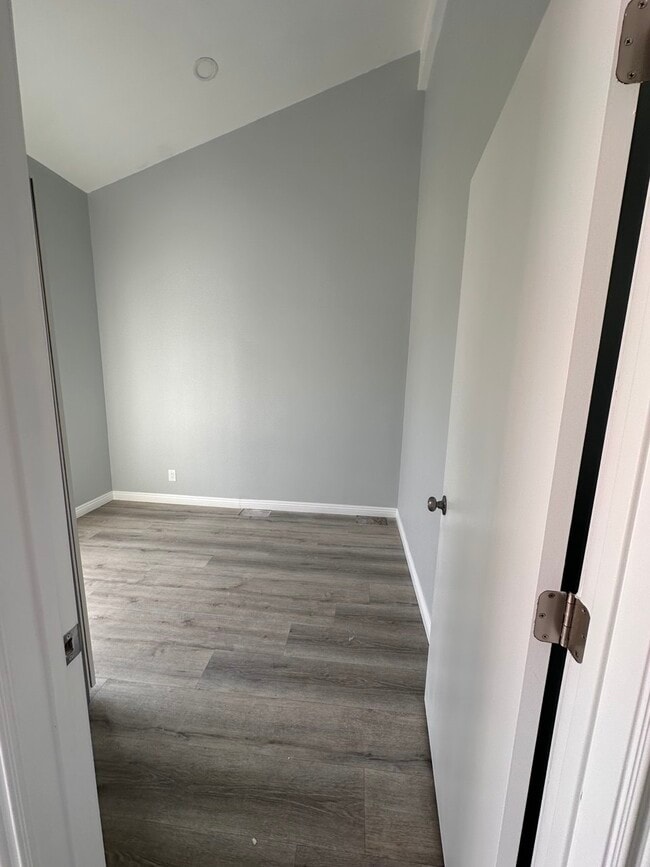 Photo - 19729 Normandale Ave