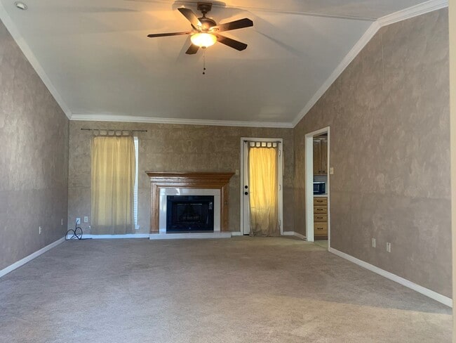 Photo - 1037 S Hills Dr