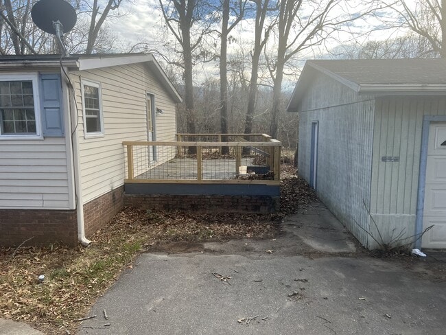 Photo - 46 Brinwood Dr