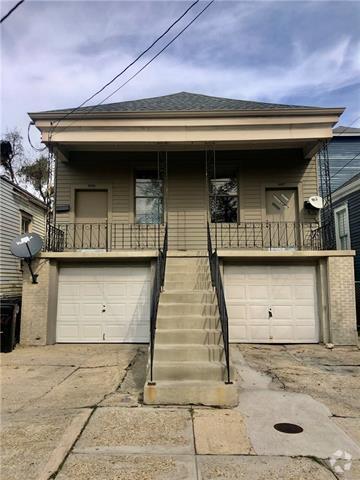 Building Photo - 3029 Banks St Rental
