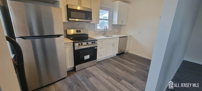 Photo - 358 Raritan St