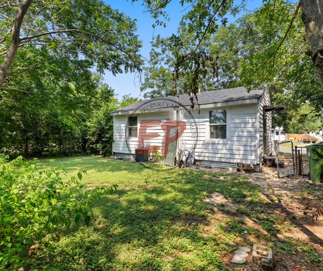 Building Photo - 936 Martin Ave Rental