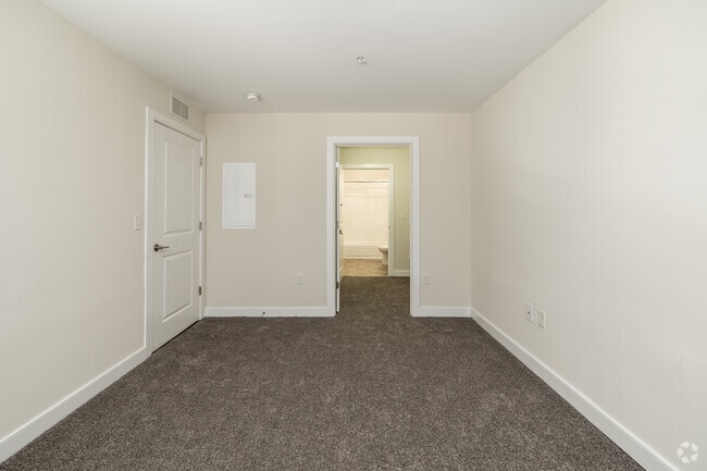 1BR, 1BA - 737SF - Bedroom