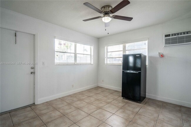 Photo - 715 NE 6th St Unit 5A