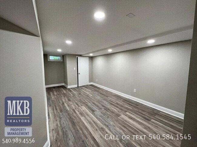 Photo - 1813 Oxford Ave SW Unit B