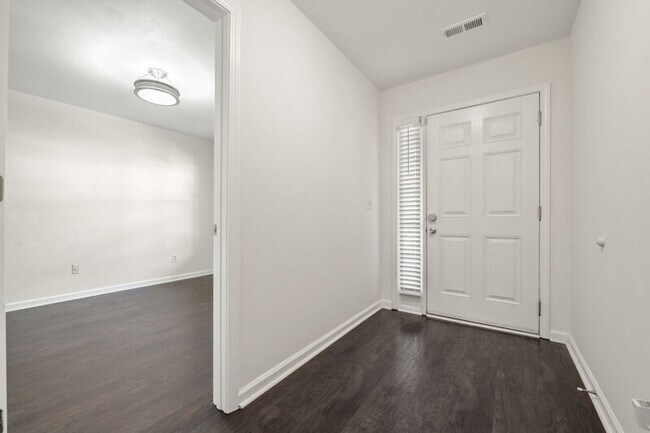 Photo - 2369 Charleston Pointe SE