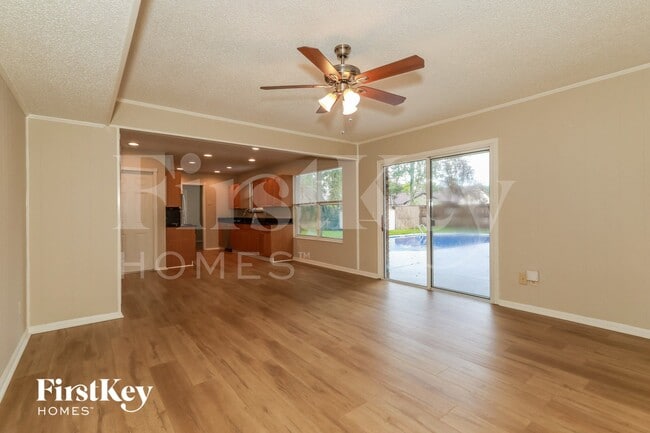 Photo - 1806 Alder Dr