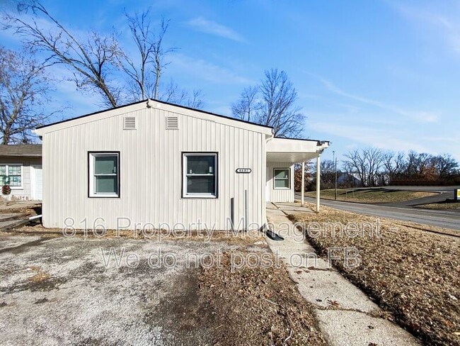 Building Photo - 4802 Locust Ave