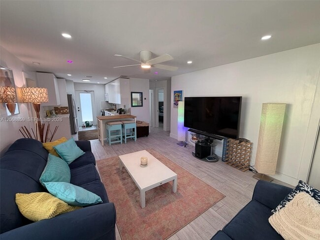 Photo - 705 W Mango St Unit C