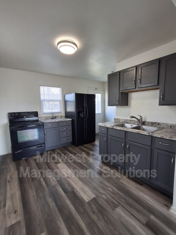 Photo - 2514 Chase St