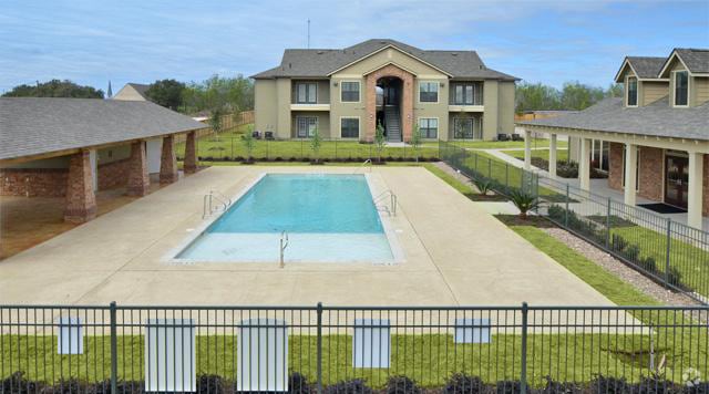 Photo - Reserve at Jones Road