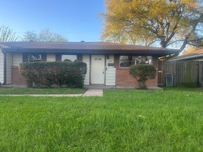 Building Photo - 3517 Tanglebriar Dr