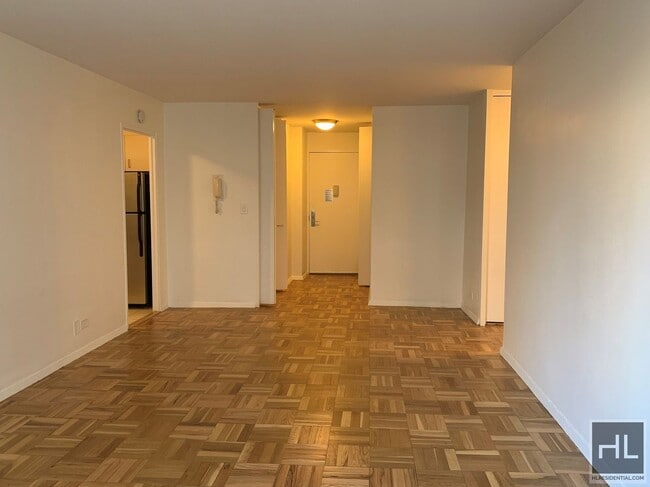 EAST 49 STREET - EAST 49 STREET Apartment Unit 7H