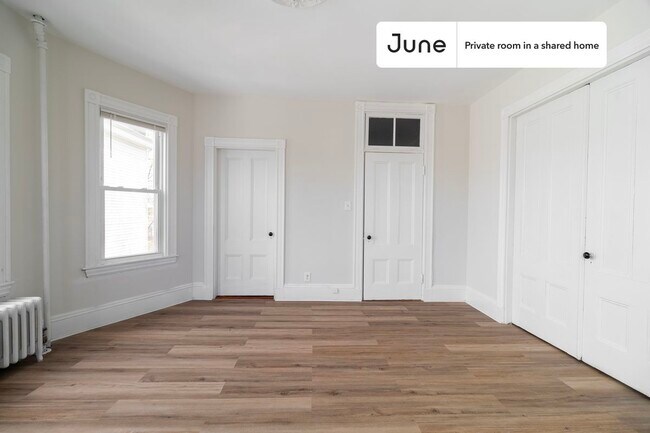 Photo - Room in Shared 3 bed/1 bath home Unit C