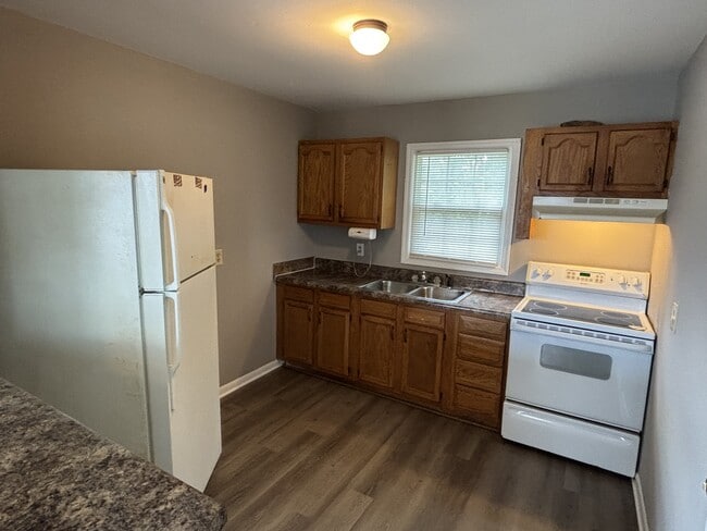 Photo - 114 Calvin St