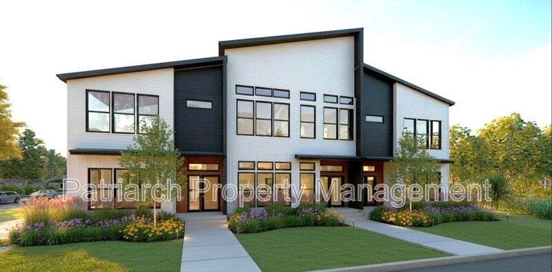 Photo - 302 Fidelity St