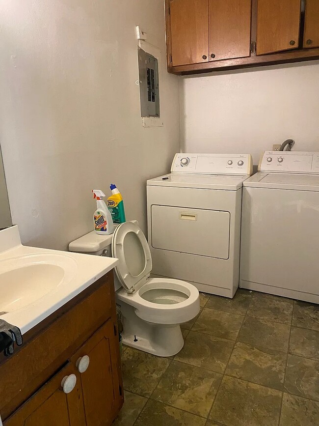 Photo - 1434 Al Seier Rd