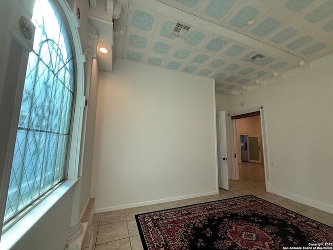 Photo - 437 W Magnolia Ave