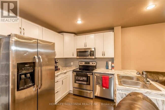 Photo - 22 Dunsmore Ln