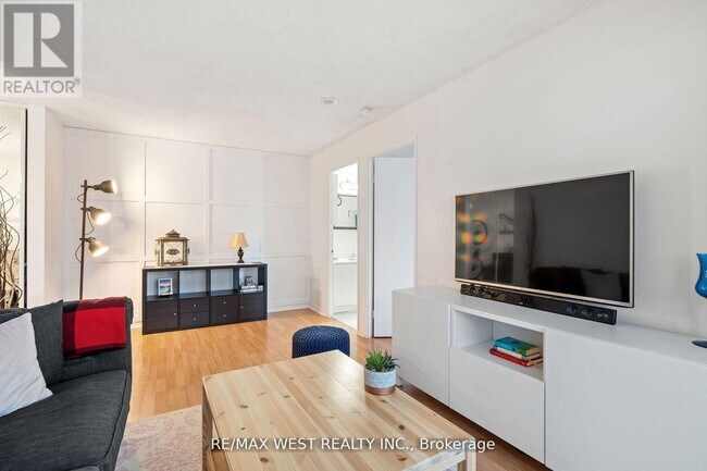 Photo - 155 Hillcrest Ave Unit 316