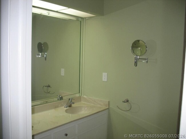 Photo - 1805 Richard Ln