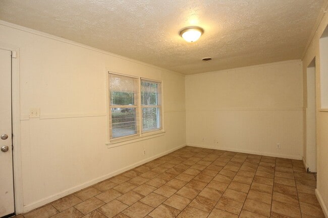 Photo - 3 Bedroom Arlington Woods Home!