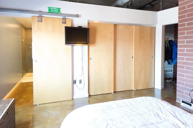 Photo - 322 E Liberty St Unit 322LIB