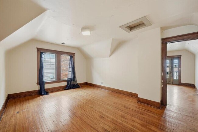 Photo - 1345 E St Unit #1