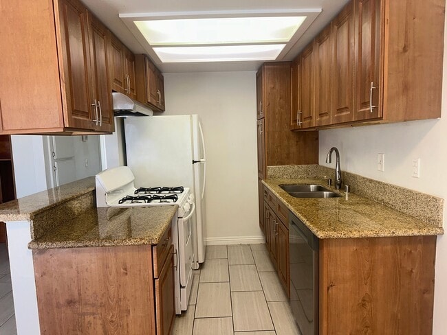 13576 Algonquin Rd Unidad 2