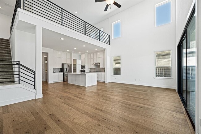 1105 Lickety Ln