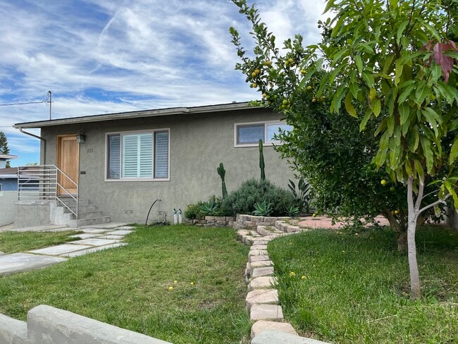 Photo - 1133 W Crestwood Ave