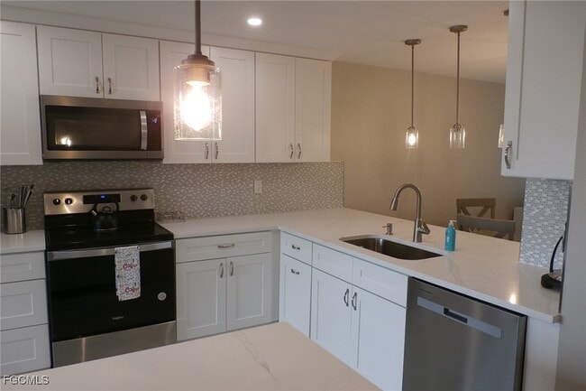 Photo - 12621 Kelly Sands Way Unit 305