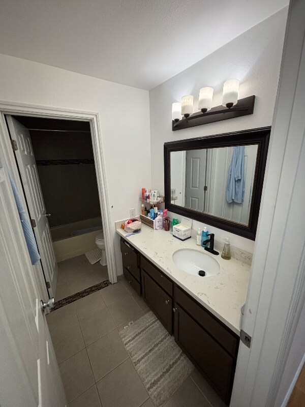 Photo - 1911 Congress Cir Unit B