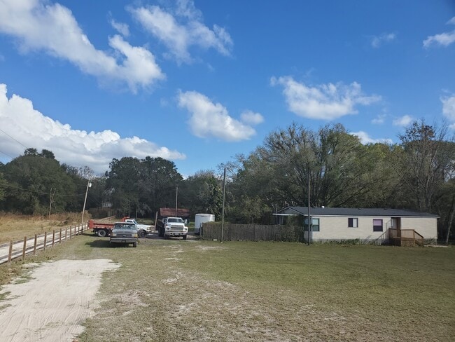 Photo - 2608 20 Mile Level Rd