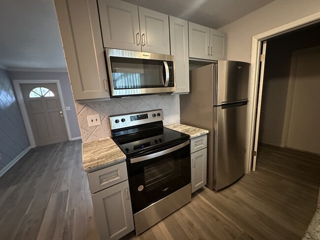 Photo - 2906 Garden Rd